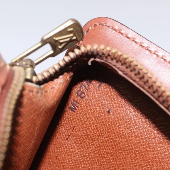 LOUIS VUITTON Monogram Pochette Homme Clutch Bag - Picture 15 of 15